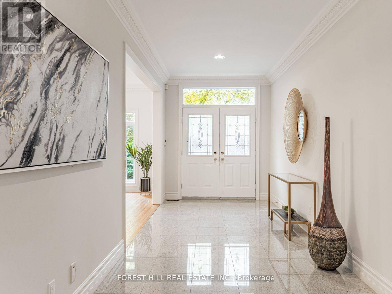 Toronto (willowdale East), ON M2N4L2,211 BYNG AVENUE