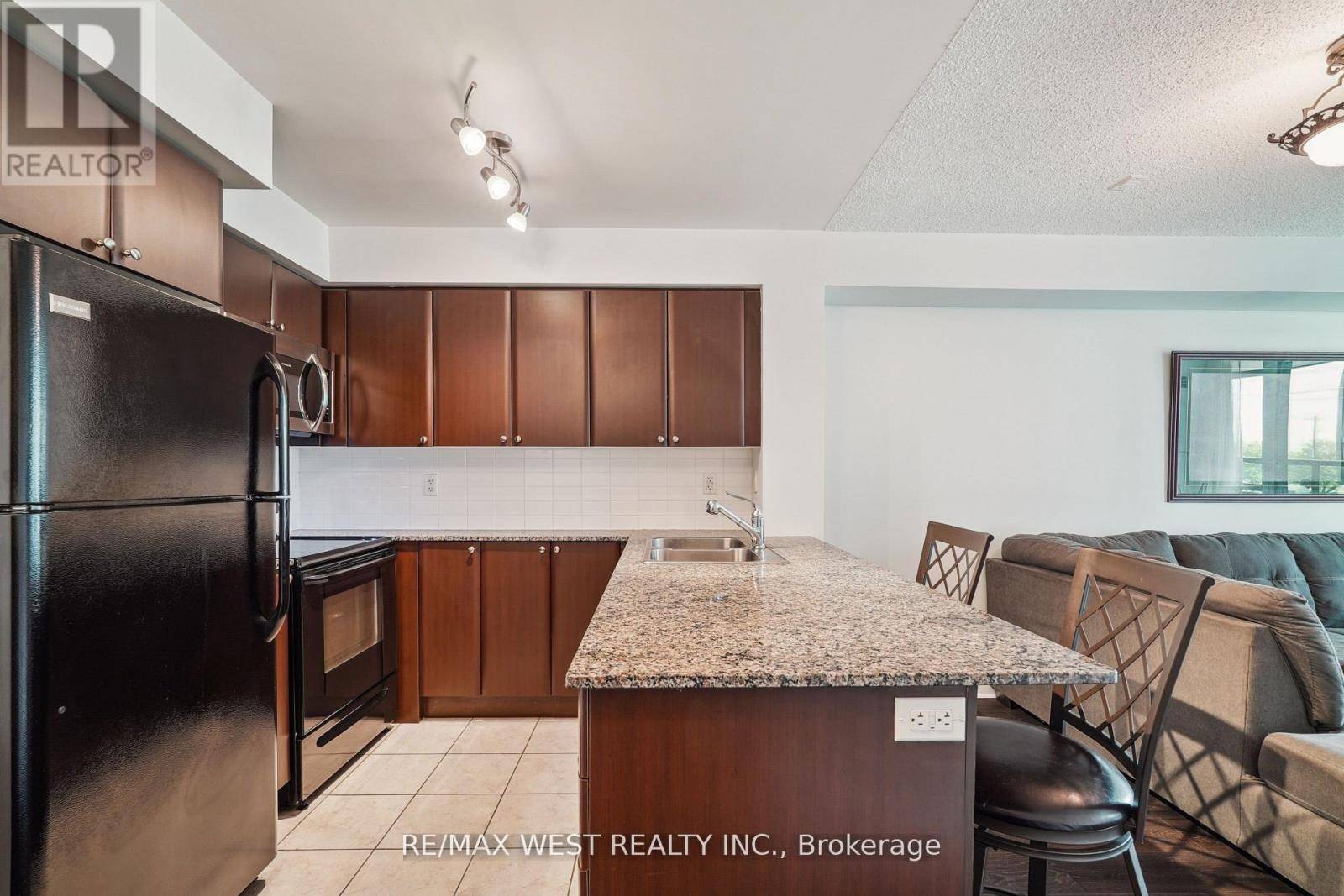 Toronto (clanton Park), ON M3H0A7,525 Wilson AVE #349