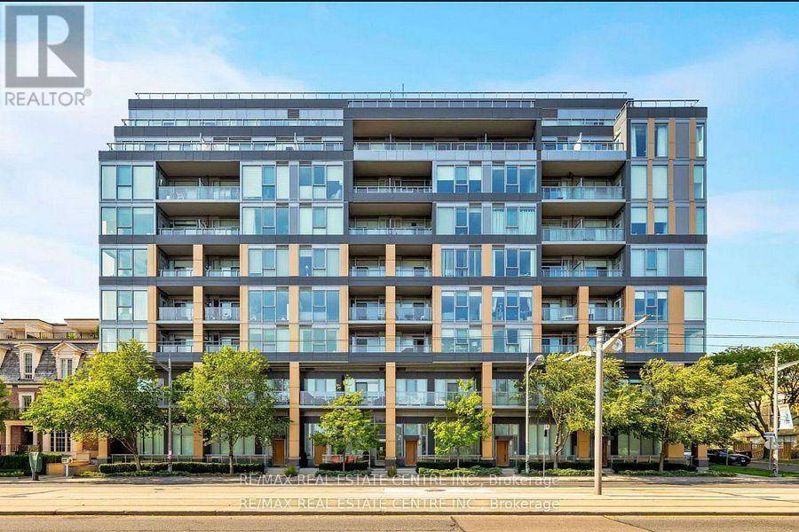 Toronto (forest Hill South), ON M4V2W8,6 Parkwood AVE #419