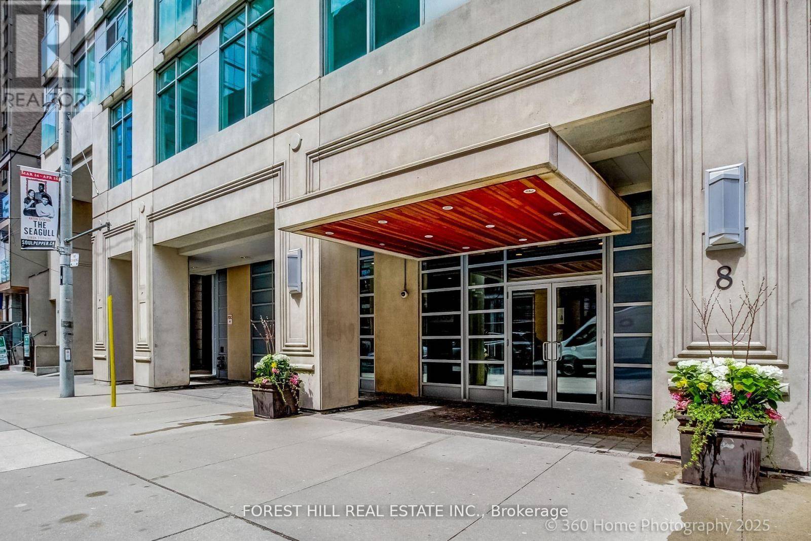 Toronto (annex), ON M5R1M2,8 Scollard ST #302