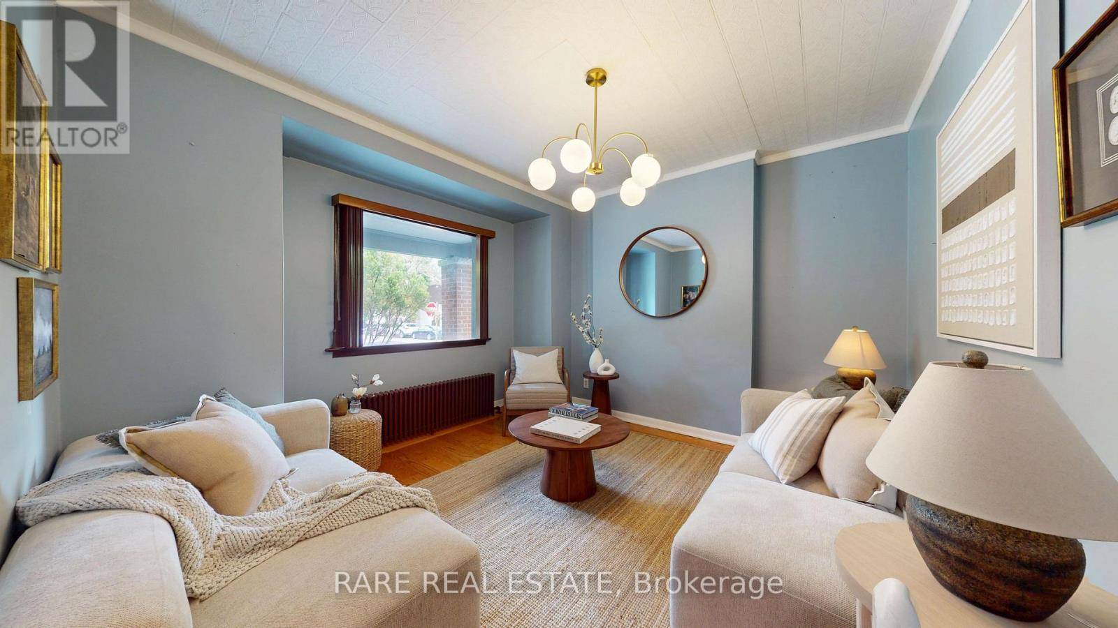 Toronto (lawrence Park North), ON M4N1Y3,81 BOWOOD AVENUE
