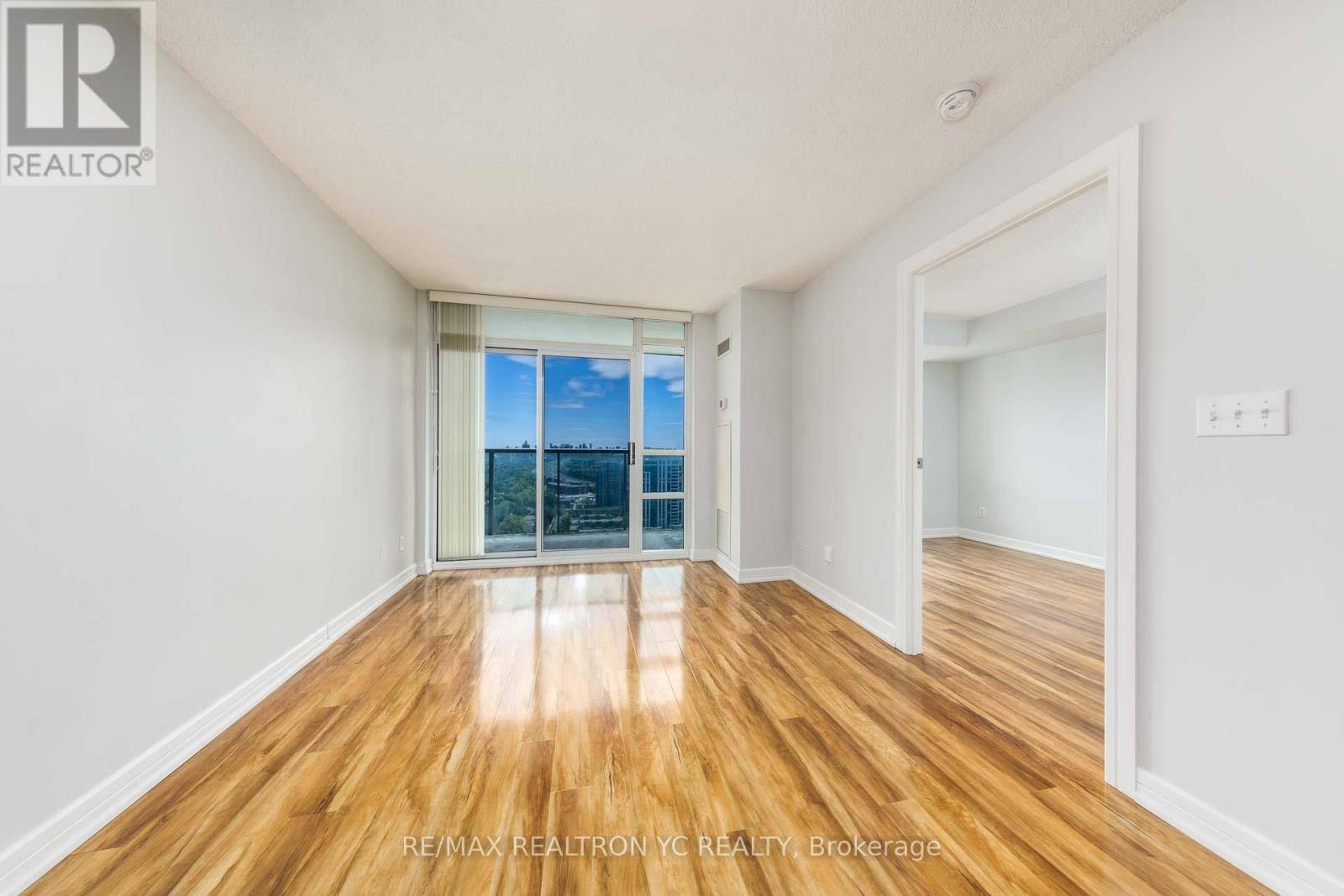 Toronto (willowdale East), ON M2N7J6,18 Harrison Garden BLVD #2607