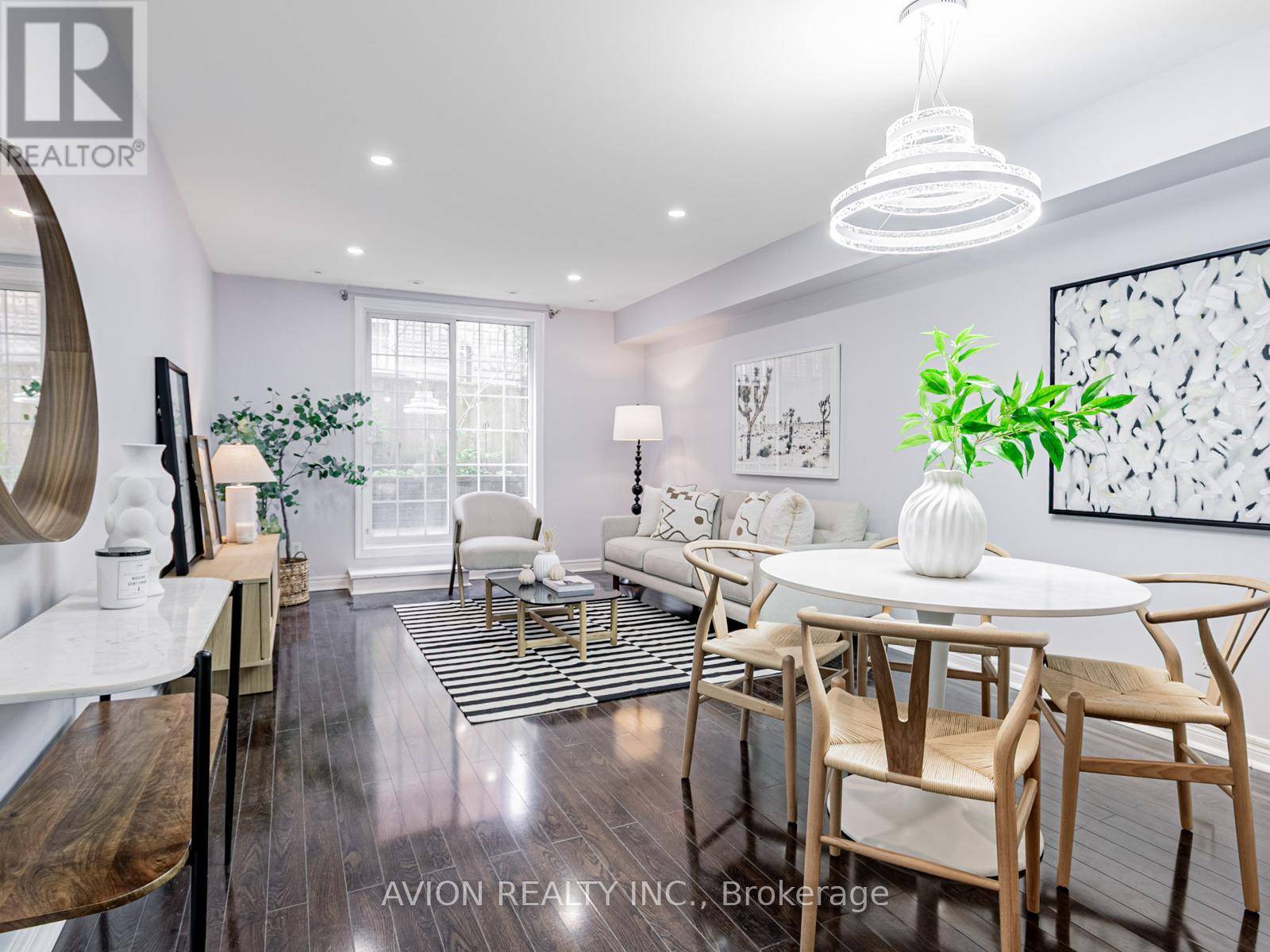 Toronto (westminster-branson), ON M2R3Y2,45 Cedarcroft BLVD #11