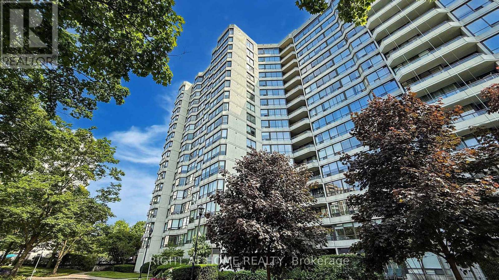 Toronto (westminster-branson), ON M2R3W7,1121 Steeles AVE West #PH202