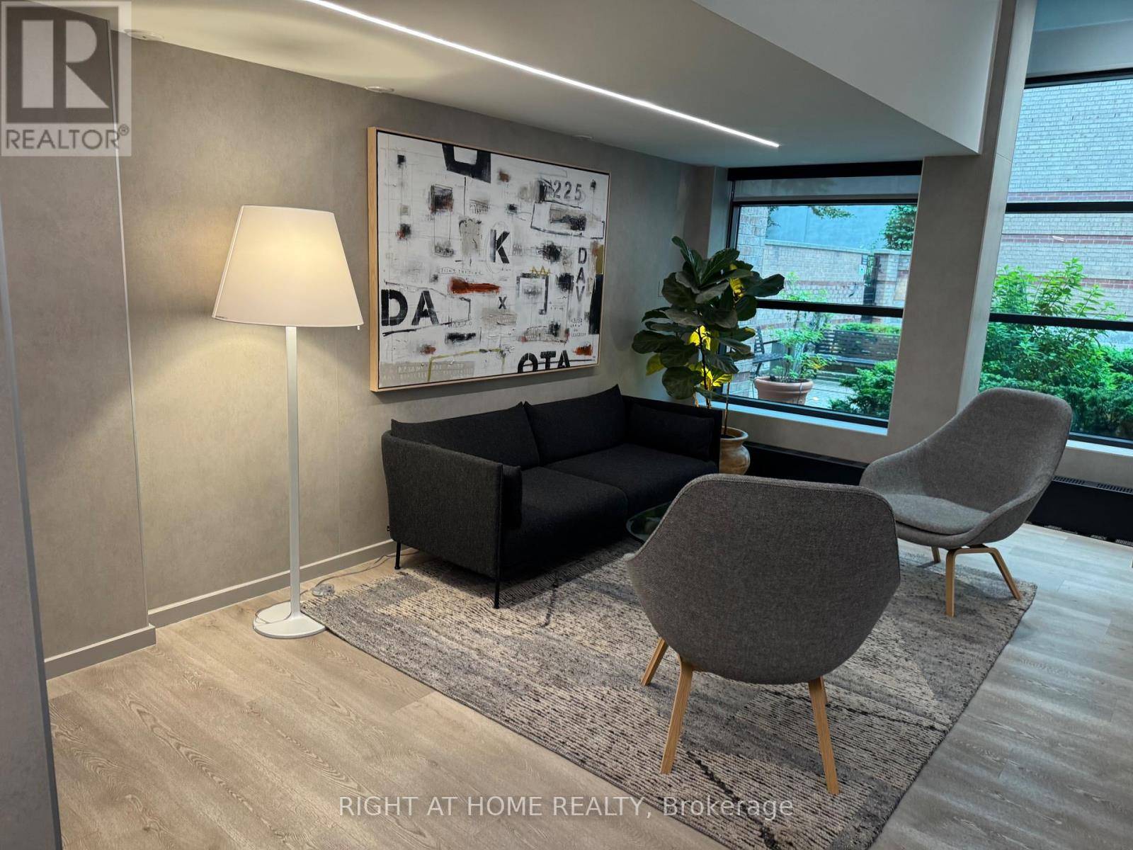 Toronto (annex), ON M5R3R2,225 Davenport RD #319