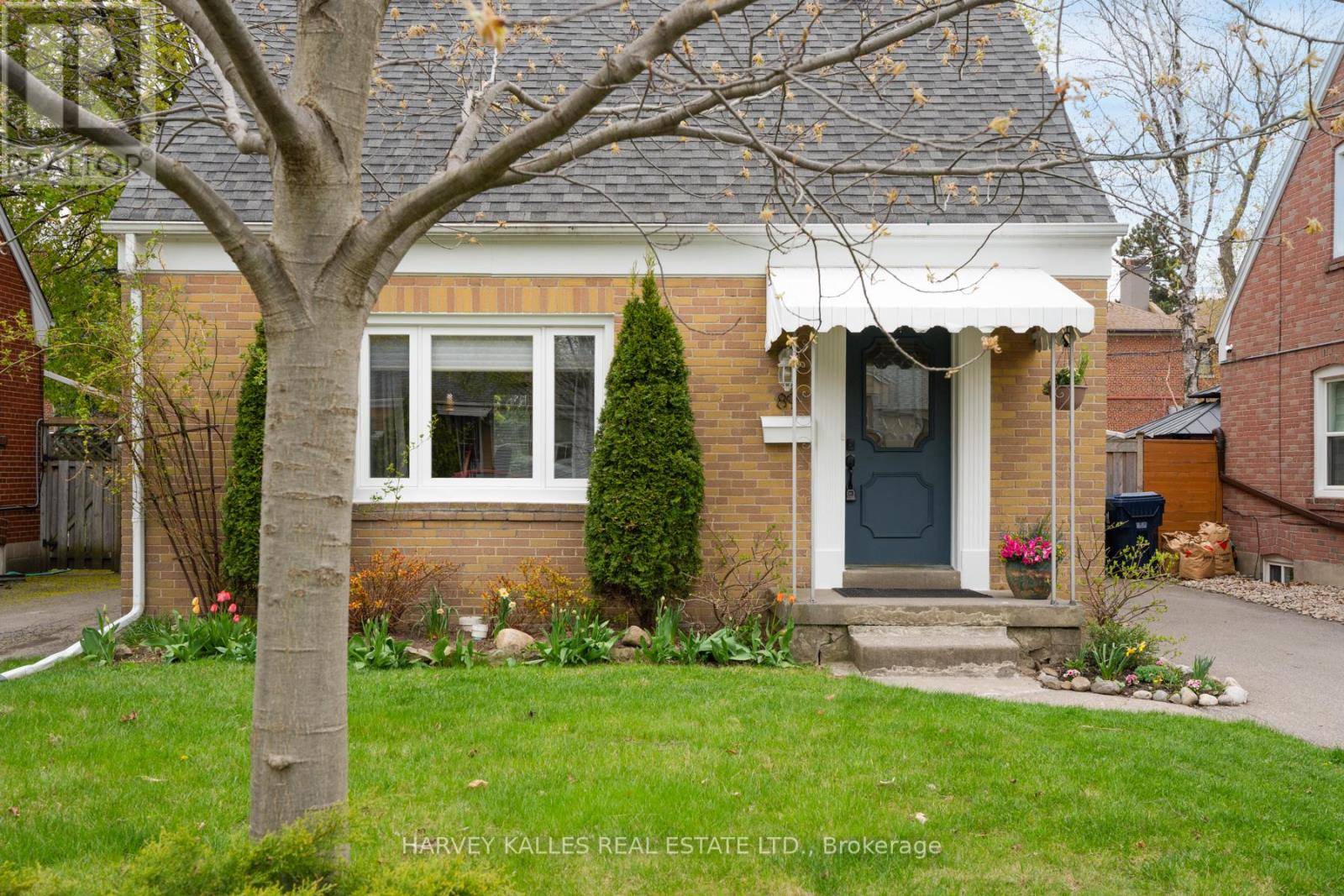 Toronto (clanton Park), ON M3H1X5,89 CHARLESWOOD DRIVE