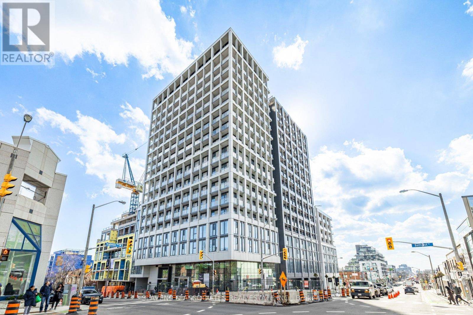 Toronto (humewood-cedarvale), ON M5P0A6,2020 Bathurst ST #PH2