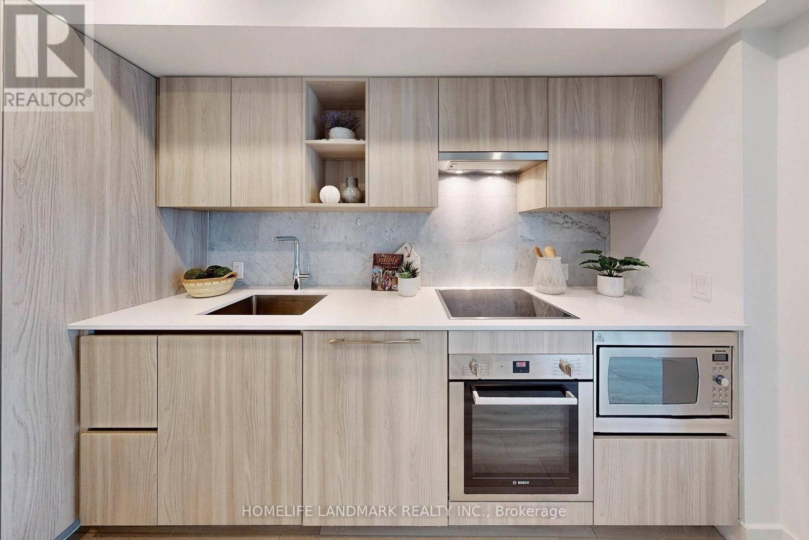 Toronto (waterfront Communities), ON M5V0N1,17 Bathurst ST #2712