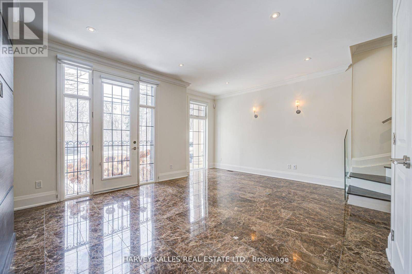 Toronto (bridle Path-sunnybrook-york Mills), ON M2L1E3,107 BAYVIEW RIDGE