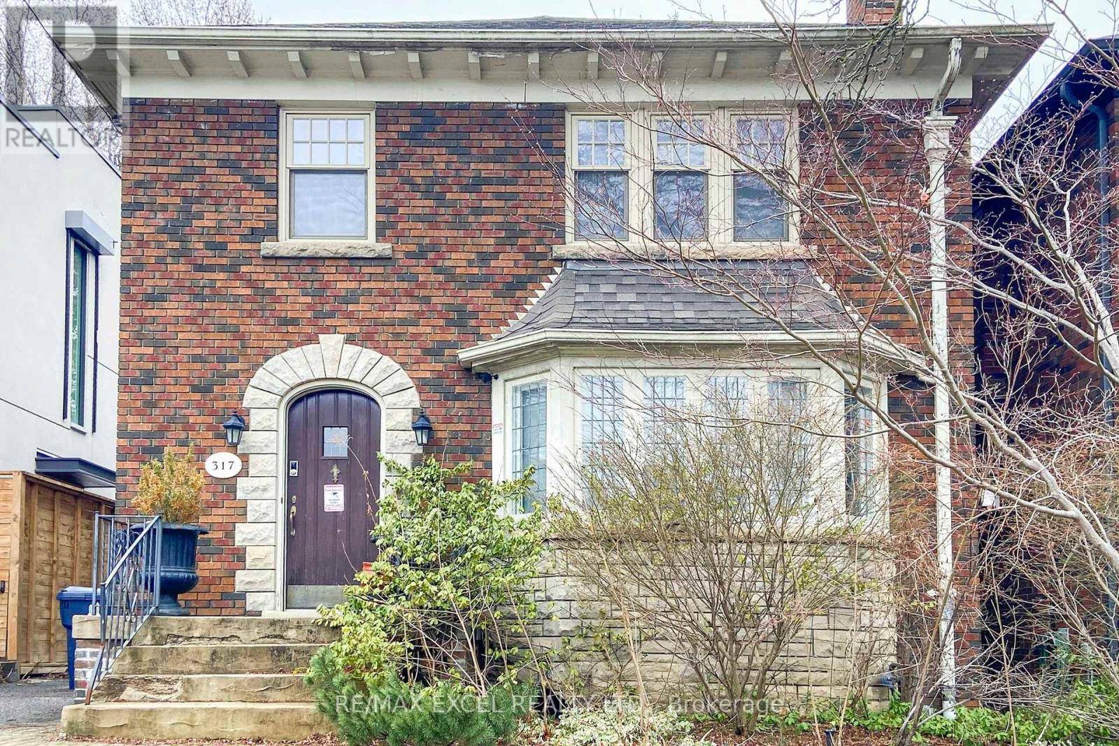 Toronto (forest Hill South), ON M5P2M7,317 WARREN ROAD