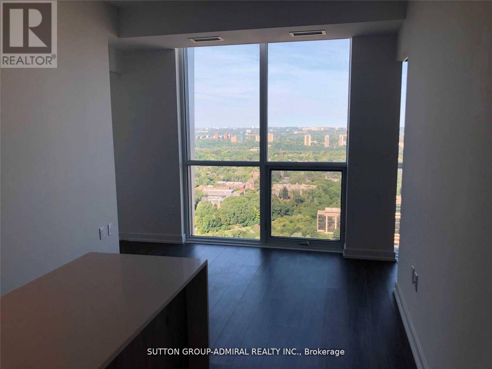 Toronto (annex), ON M4W0B1,1 Yorkville AVE East #3809