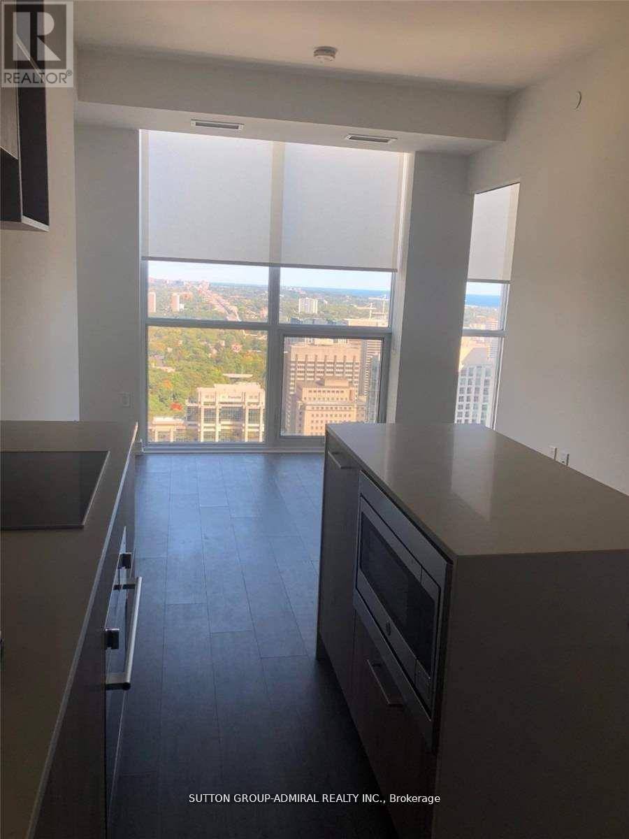 Toronto (annex), ON M4W0B1,1 Yorkville AVE East #3809