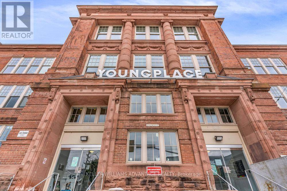 Toronto (trinity-bellwoods), ON M6J2W5,180 Shaw ST #306