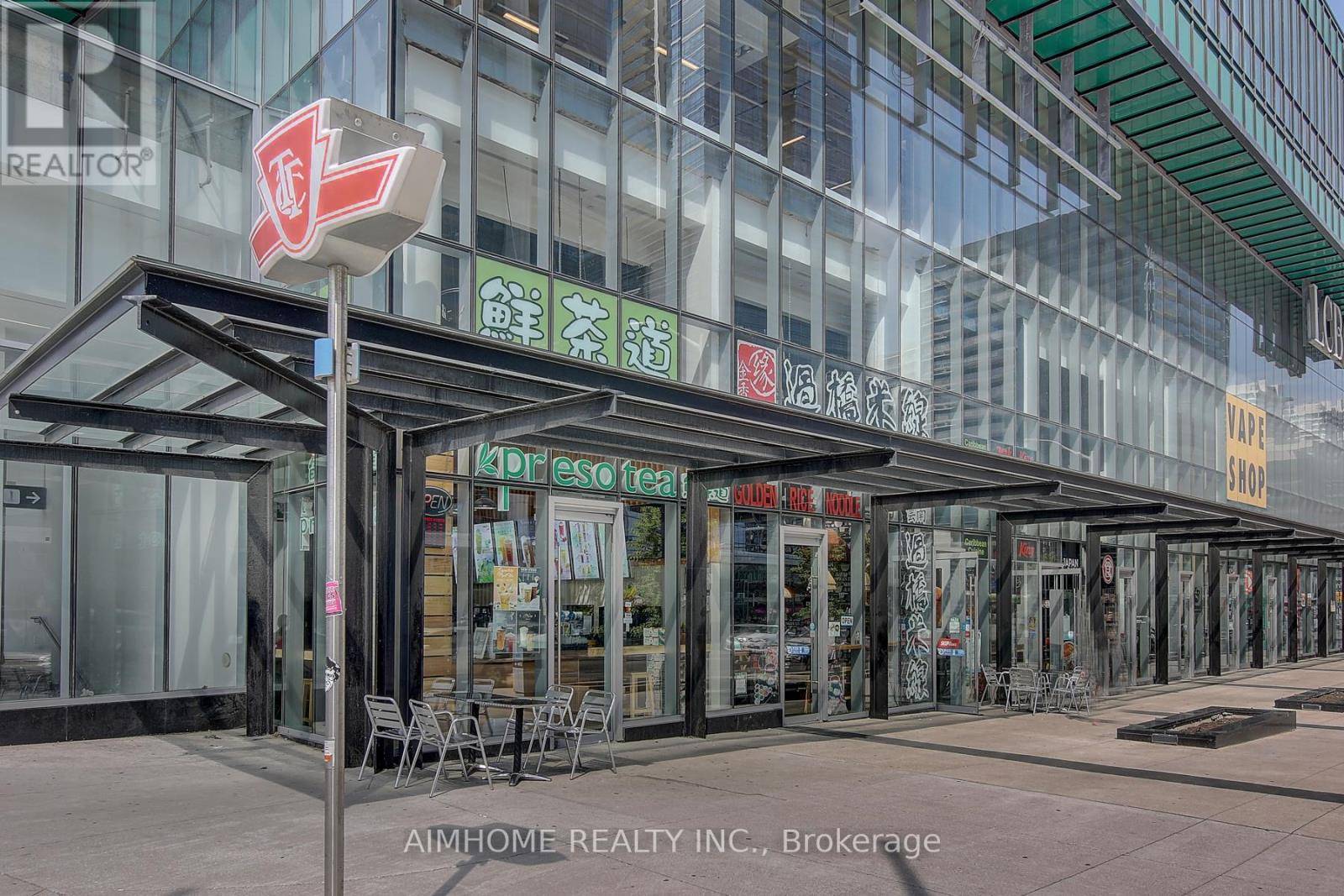 Toronto (lansing-westgate), ON M2N0H4,11 Bogert AVE #606