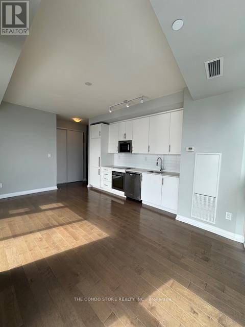 Toronto (moss Park), ON M5A0E7,460 Adelaide ST East #1911