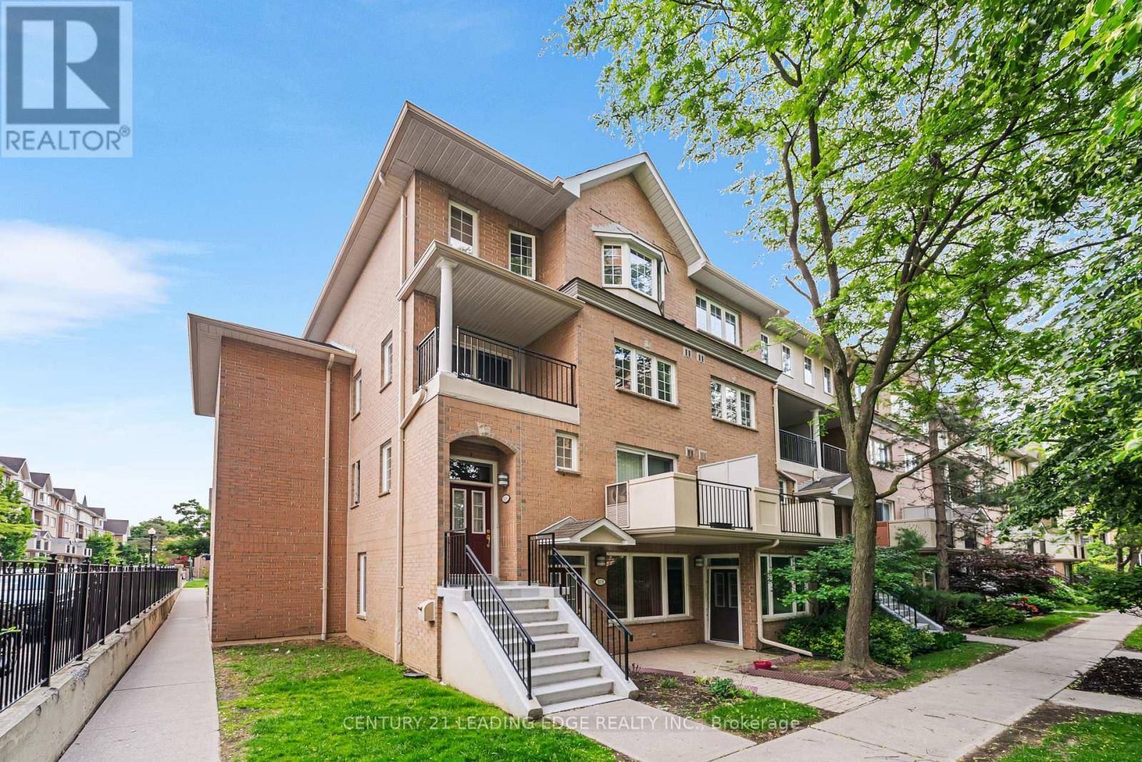 Toronto (willowdale East), ON M2N6V2,101 GRANDVIEW WAY