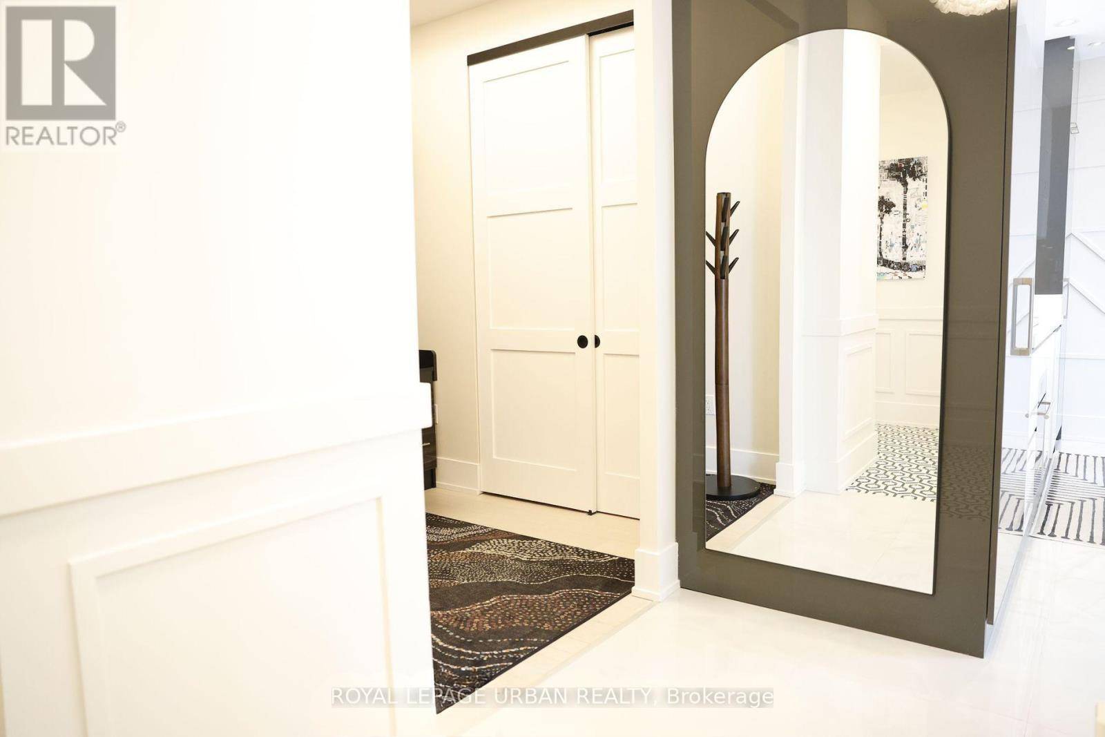 Toronto (annex), ON M4W1L1,1 Yorkville AVE #Lph8