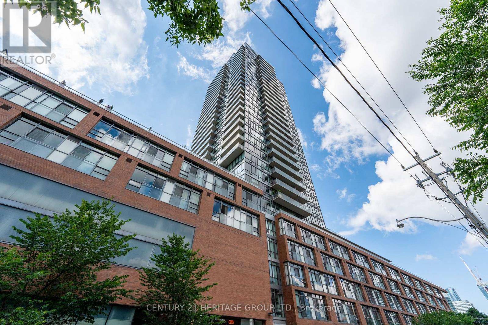 Toronto (waterfront Communities), ON M5A3R3,33 Mill ST #607