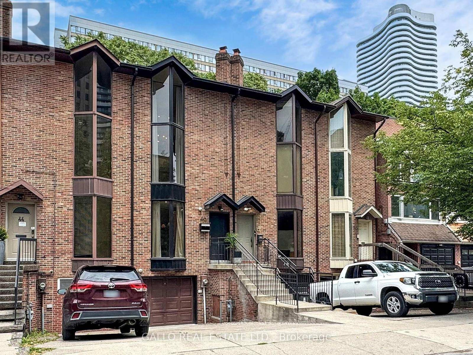 Toronto (church-yonge Corridor), ON M5B1H2,46 MCGILL STREET