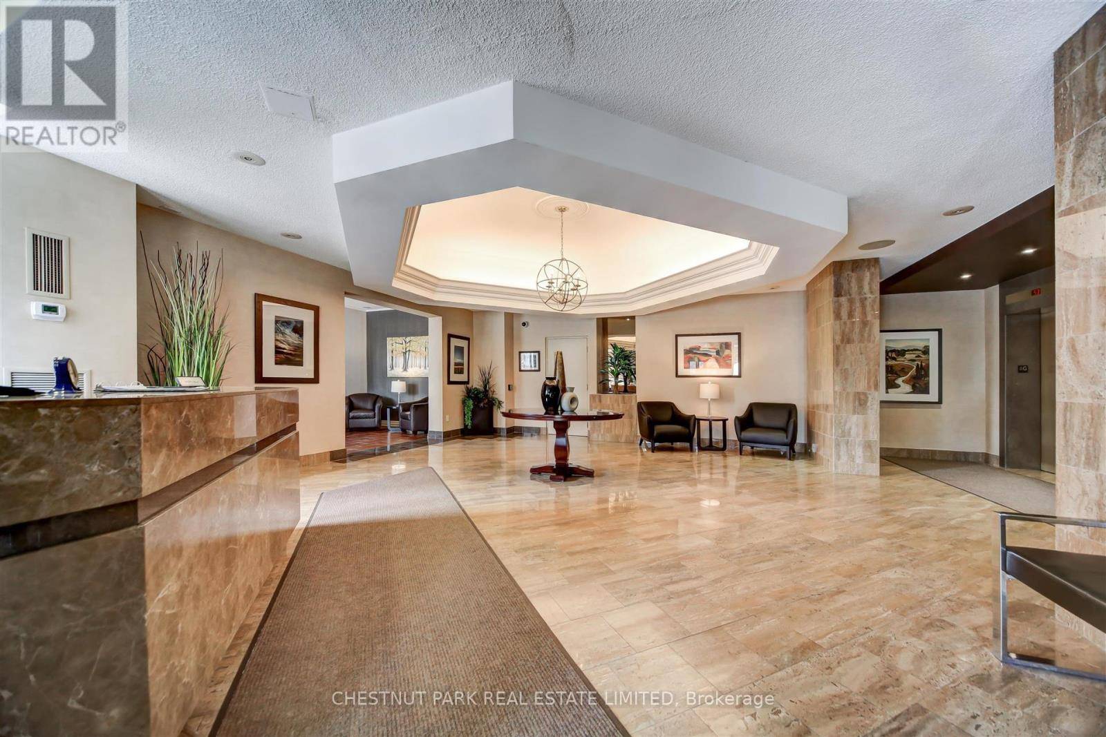 Toronto (banbury-don Mills), ON M3C3H9,75 Wynford Heights CRES #305