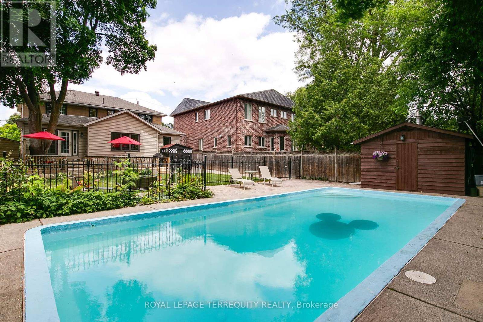 Toronto (newtonbrook East), ON M2M2G9,11 URBANDALE AVENUE