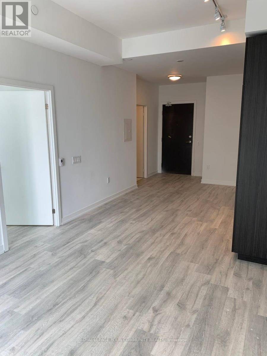 Toronto (newtonbrook East), ON M2M0B9,7 Golden Lion HTS #3006