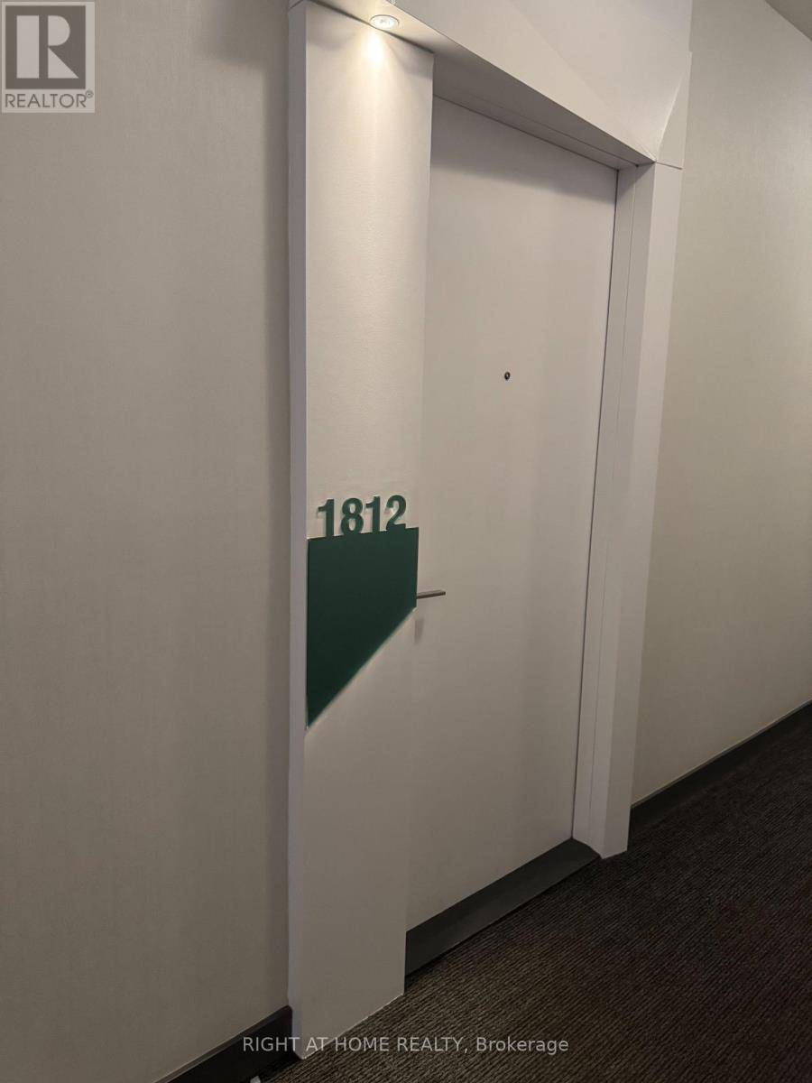 Toronto (waterfront Communities), ON M5V0K3,352 Front ST West #1812