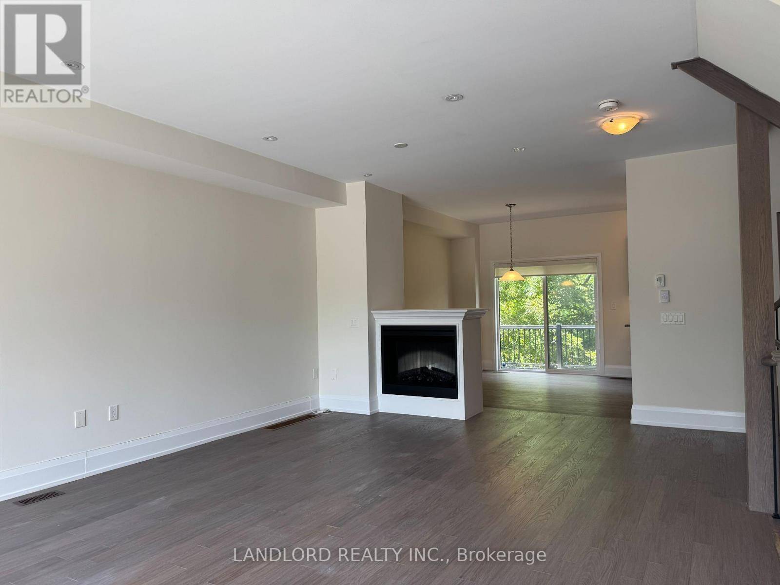 Toronto (newtonbrook East), ON M2N0K3,47 KENNETH WOOD CRESCENT