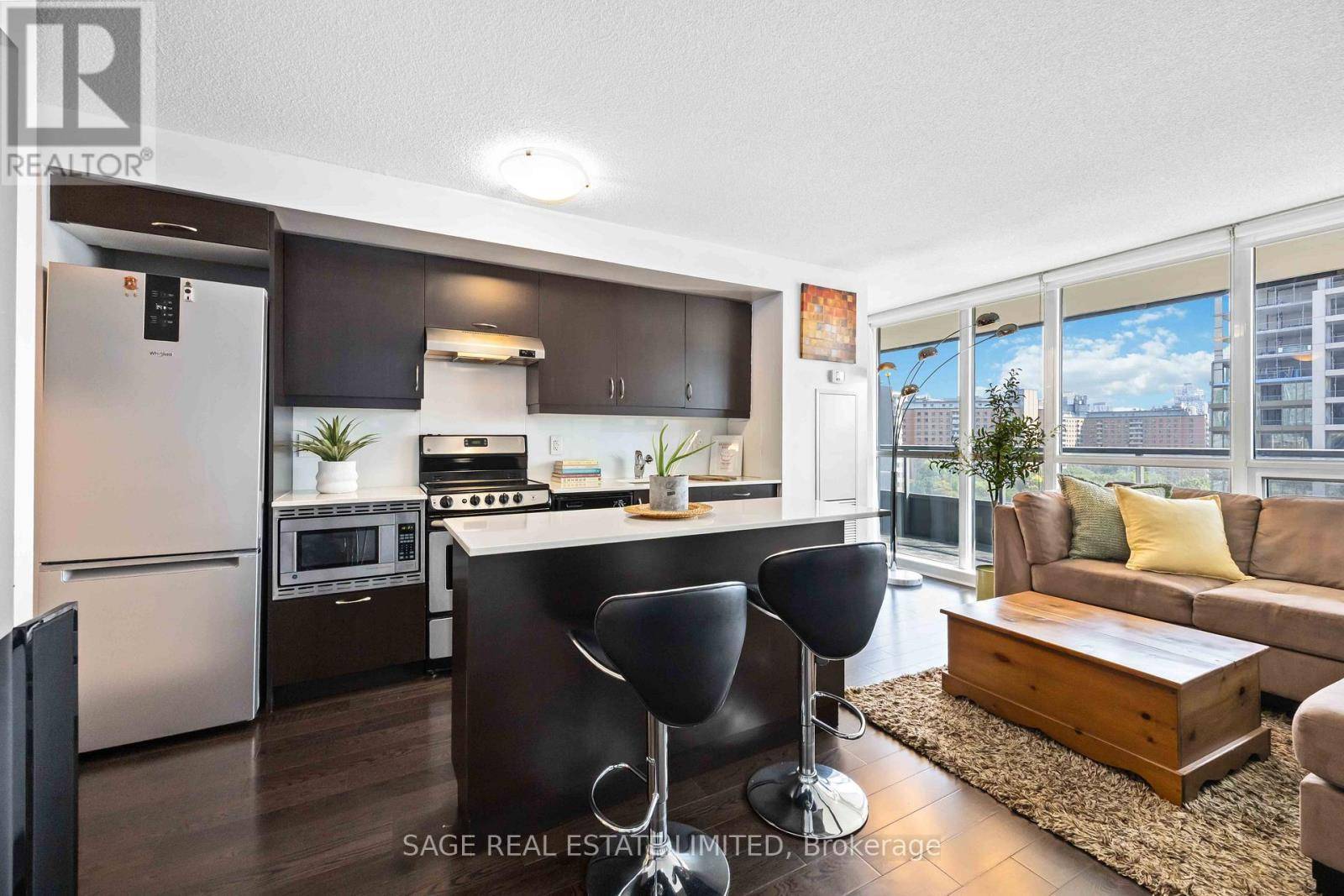 Toronto (moss Park), ON M5A2R3,320 Richmond ST East #1115