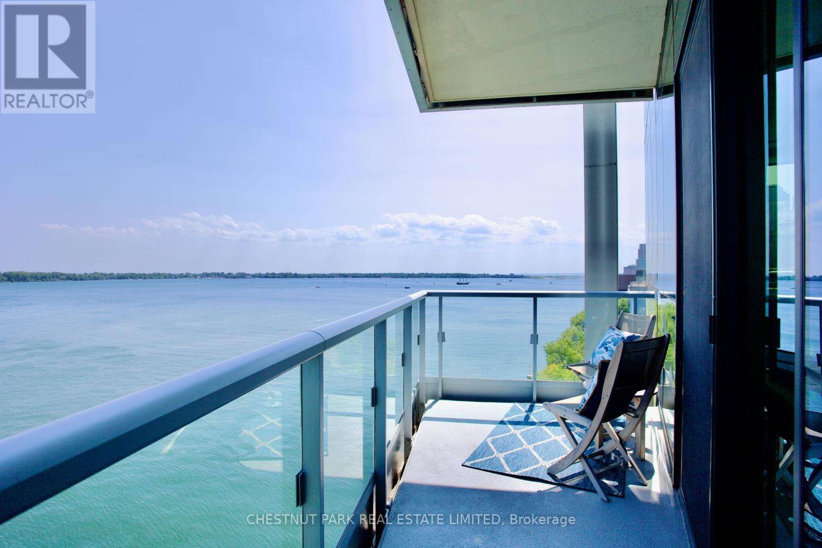 Toronto (waterfront Communities), ON M5A0P2,55 Merchants' Wharf #923