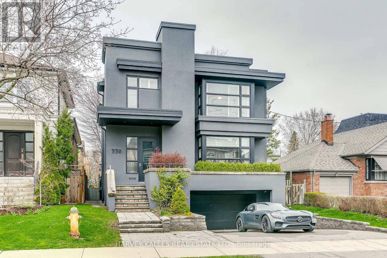 Toronto (bedford Park-nortown), ON M5M2L3,330 BROOKE AVENUE