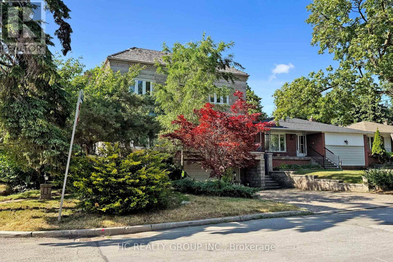 Toronto (willowdale East), ON M2N3E8,348 GREENFIELD AVENUE
