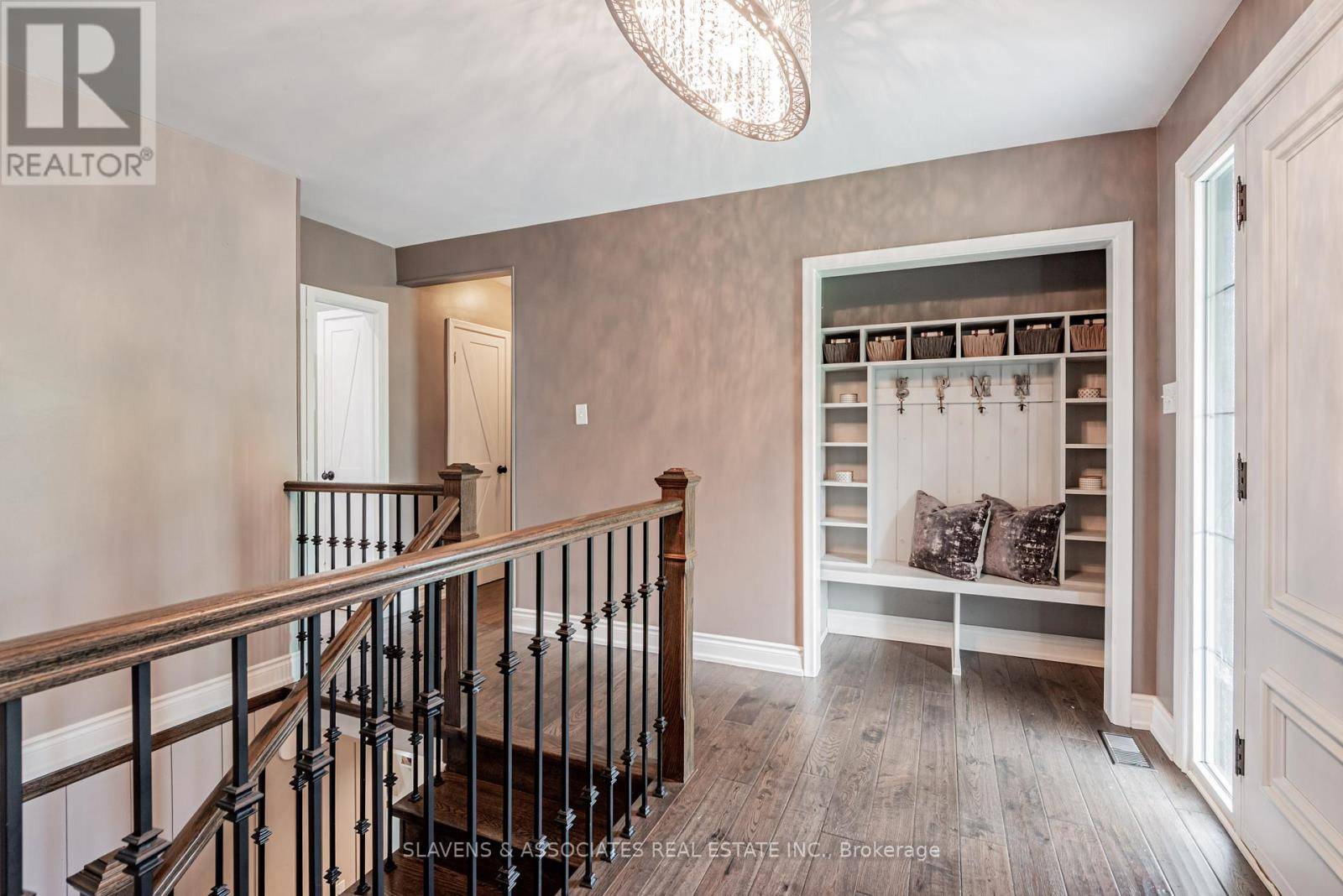 Toronto (parkwoods-donalda), ON M3A3G3,18 TETBURY CRESCENT