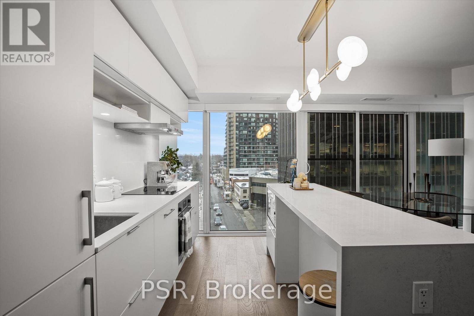 Toronto (mount Pleasant West), ON M4S0B1,5 Soudan AVE #716