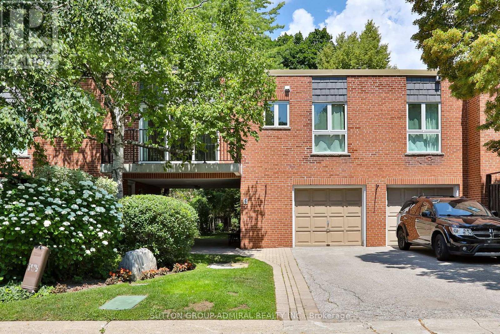 Toronto (st. Andrew-windfields), ON M2L1T5,6 Snowshoe Mill WAY #206