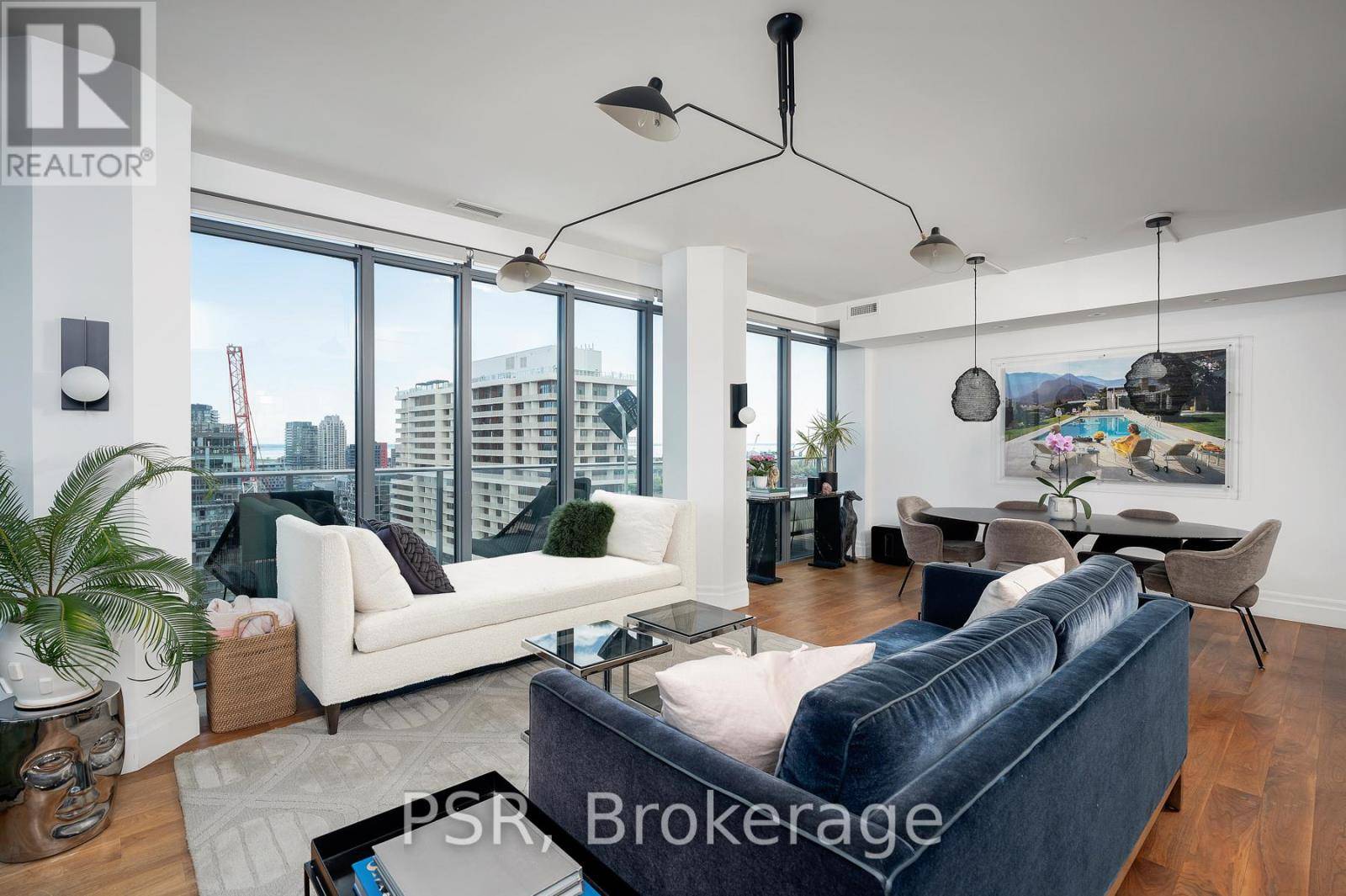 Toronto (waterfront Communities), ON M5V0H7,95 Bathurst ST #1502