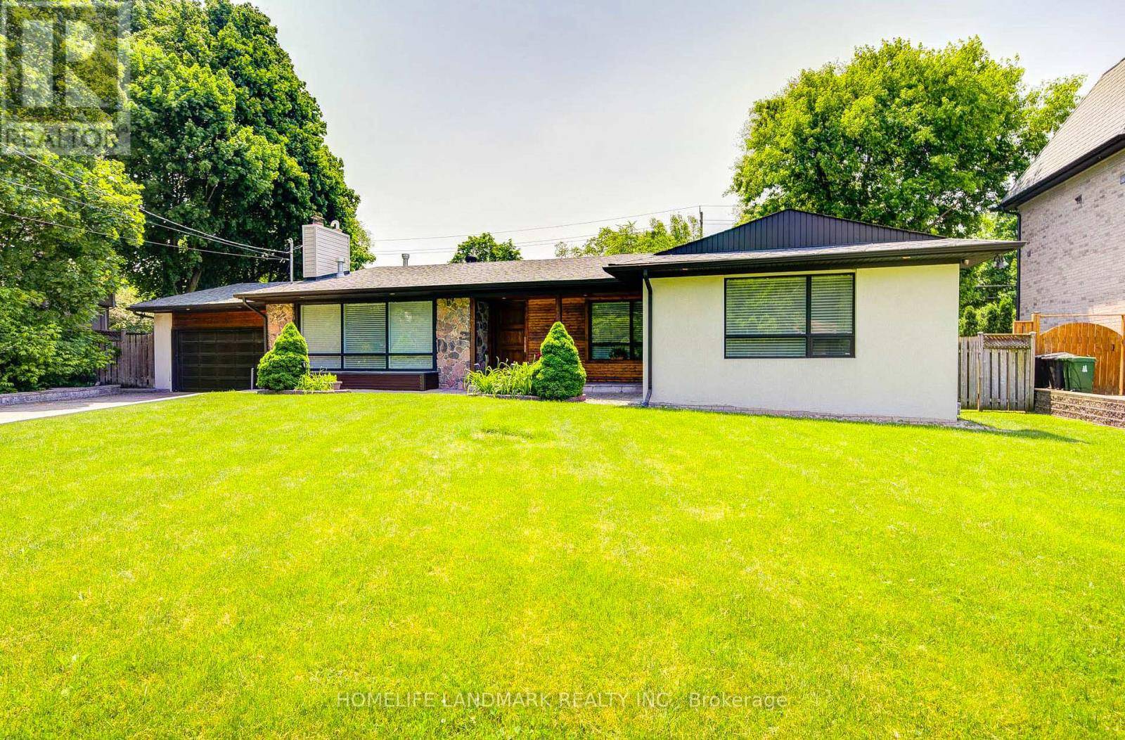 Toronto (st. Andrew-windfields), ON M2L1W5,5 SULGRAVE CRESCENT