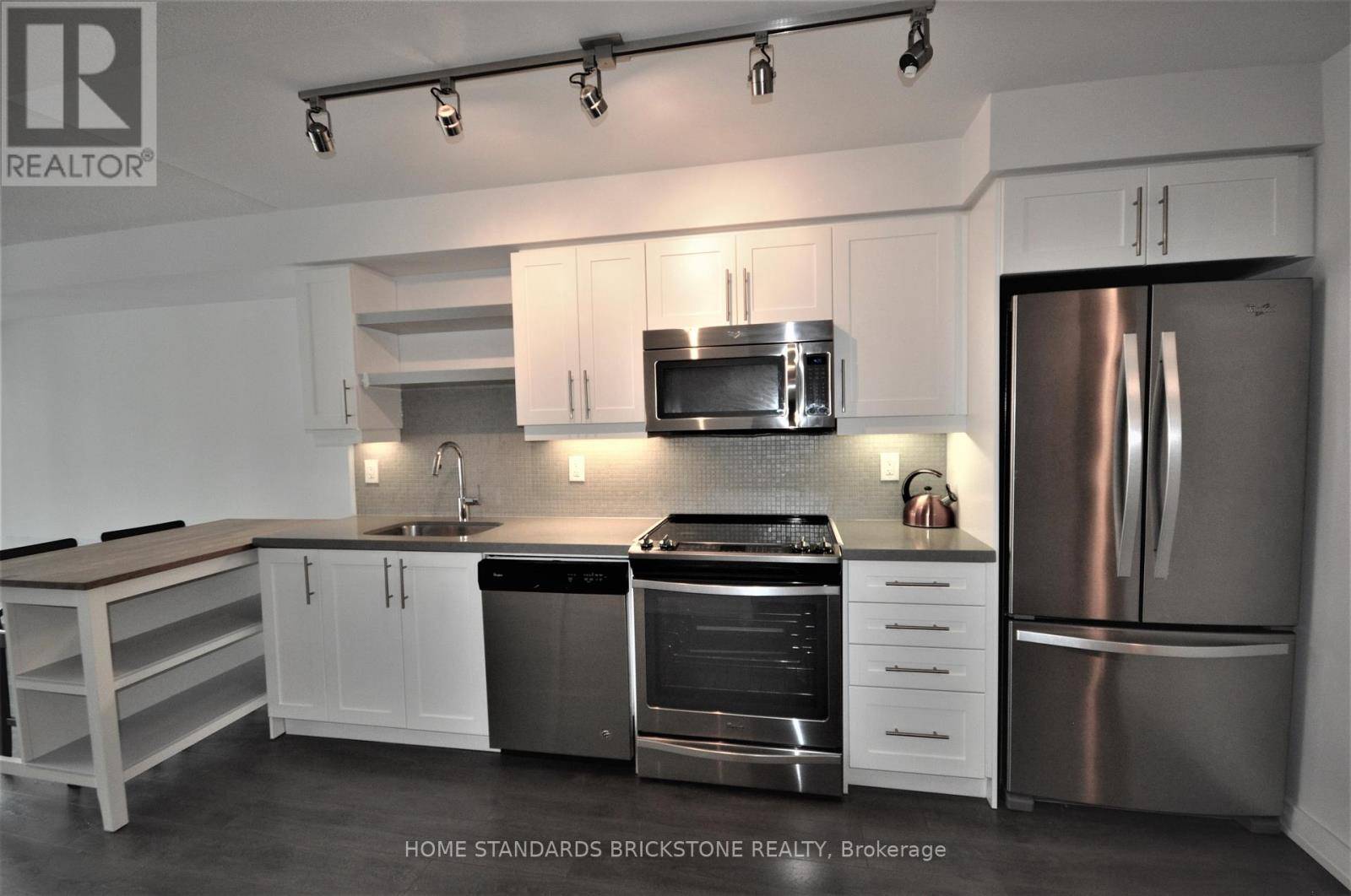 Toronto (waterfront Communities), ON M5V0N7,525 Adelaide ST West #1221