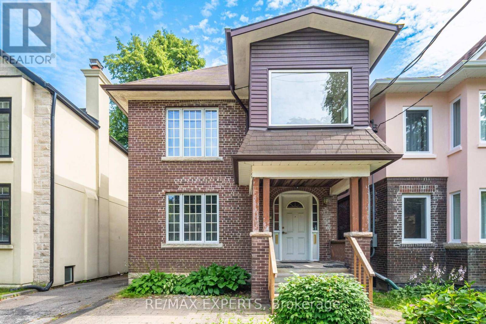 Toronto (mount Pleasant West), ON M4S1L3,121 BELSIZE DRIVE