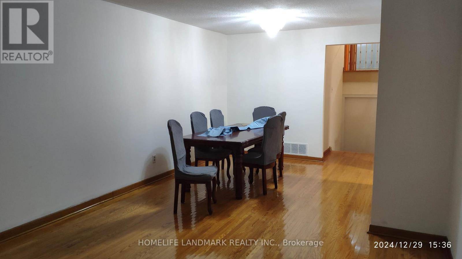 Toronto (pleasant View), ON M2H3C6,31 PAWNEE AVENUE