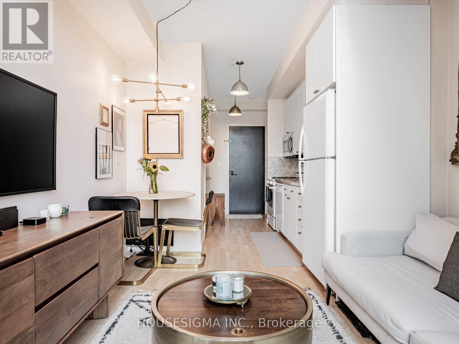 Toronto (niagara), ON M6K0A1,1 Shaw ST #514