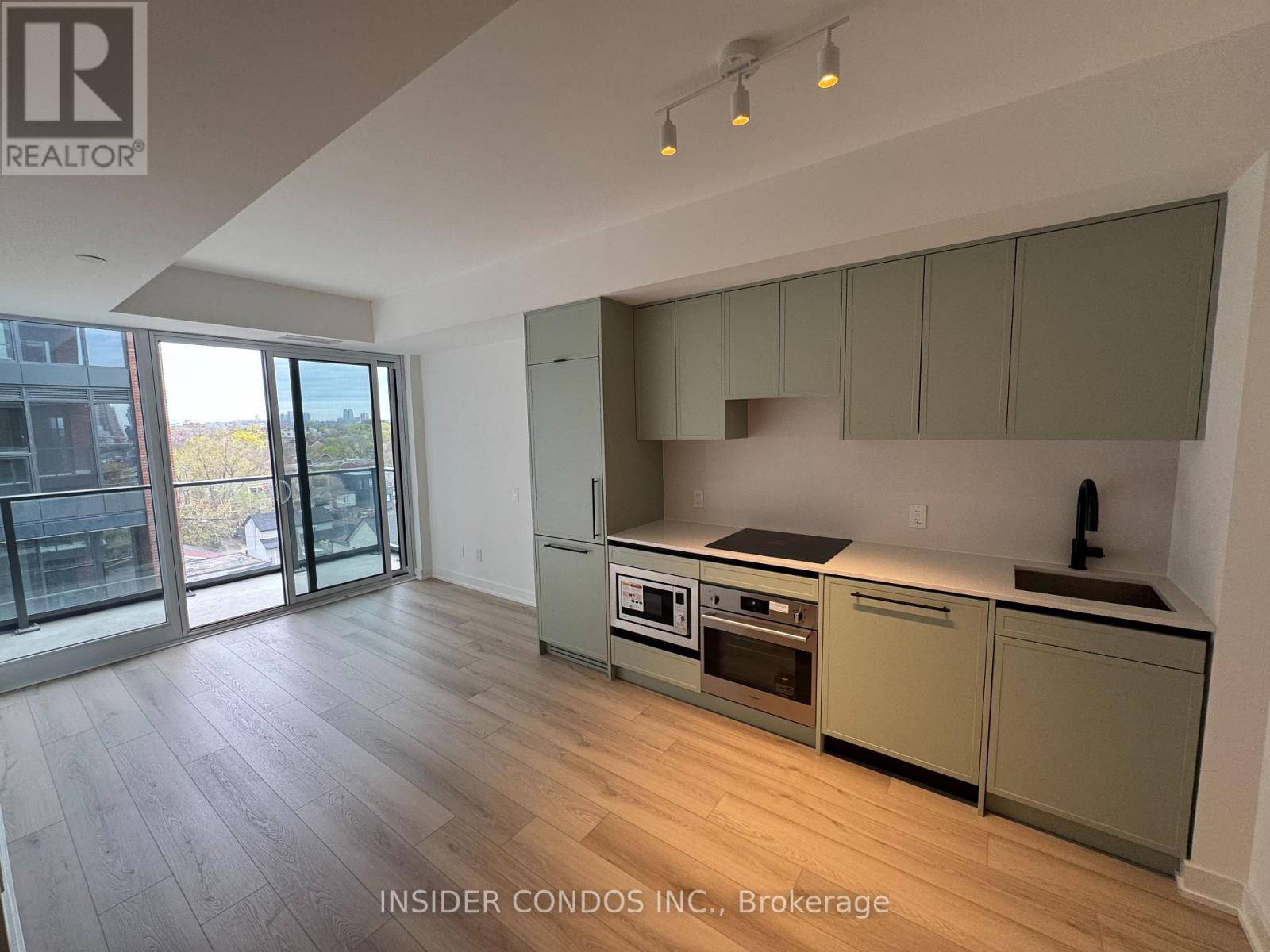 Toronto (trinity-bellwoods), ON M6J0H3,5 Lakeview AVE #602