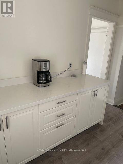 Toronto (yonge-st. Clair), ON M4V1W4,5 Lonsdale RD #3