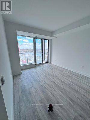 Toronto (newtonbrook East), ON M2M0C1,7 Golden Lion HTS North #N543