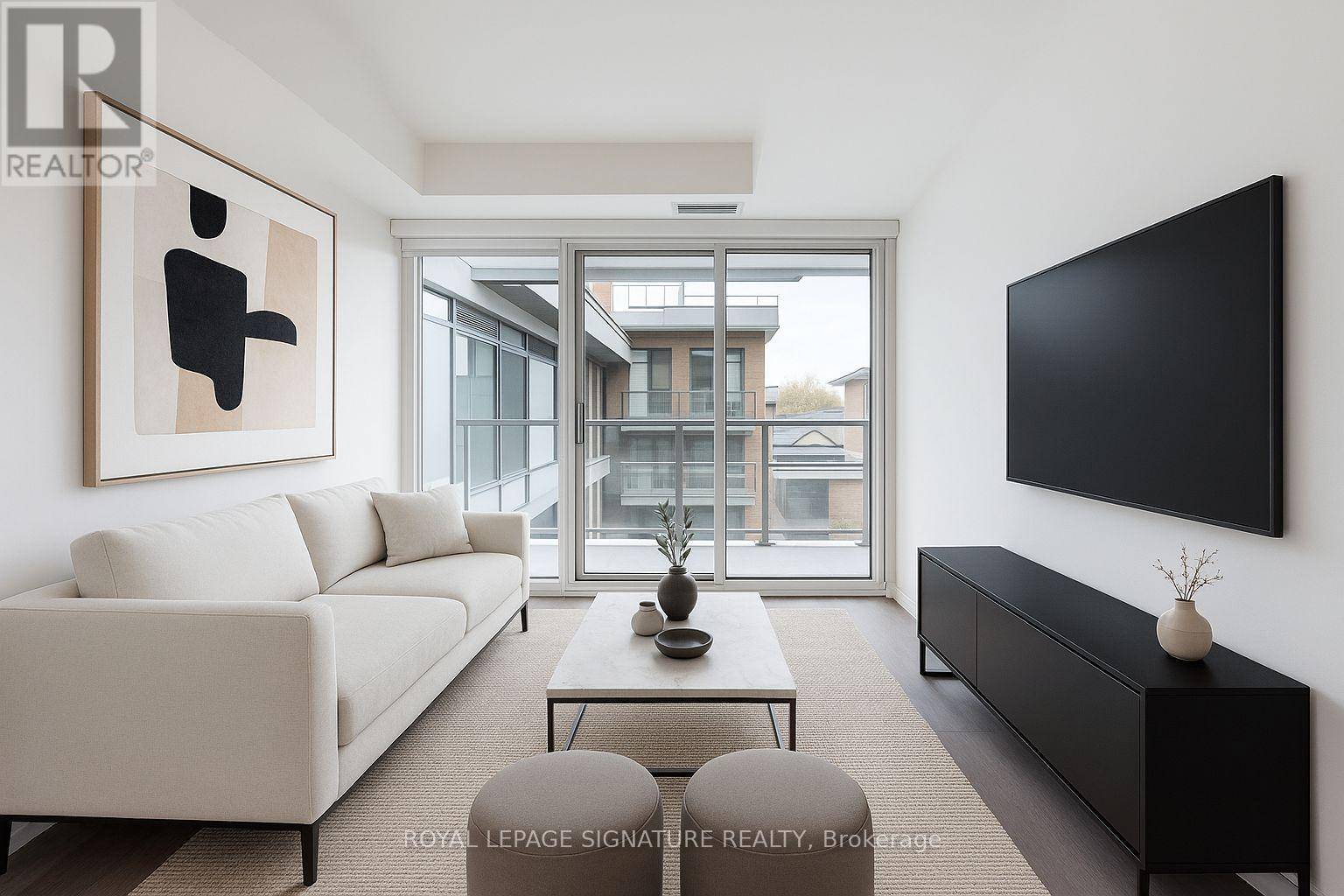 Toronto (trinity-bellwoods), ON M6J0H3,5 Lakeview AVE #302