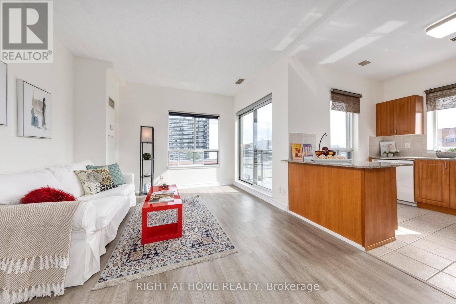 Toronto (newtonbrook West), ON M2M4M6,5940 Yonge ST #Ph3