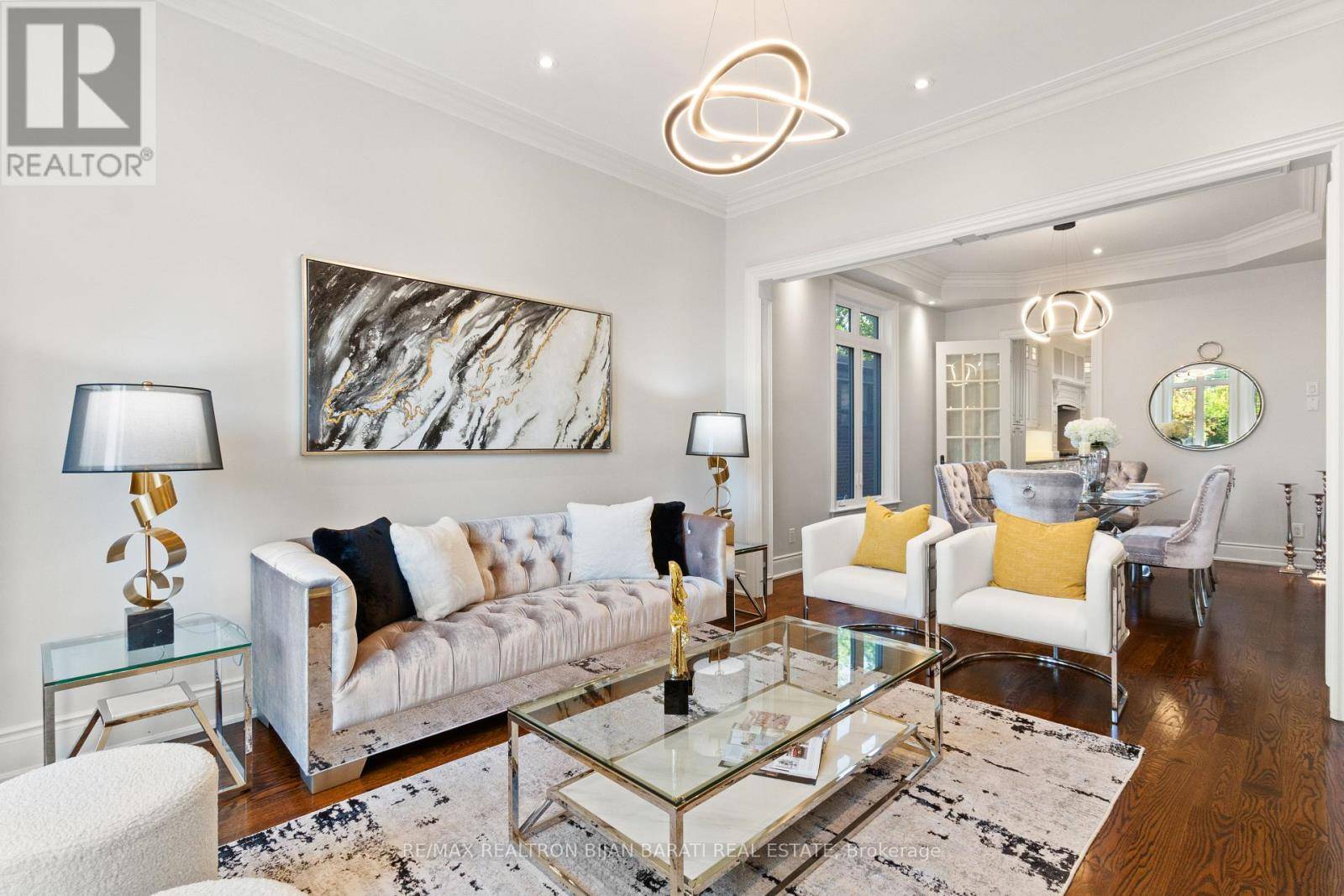 Toronto (newtonbrook West), ON M2R2N4,255 HOMEWOOD AVENUE