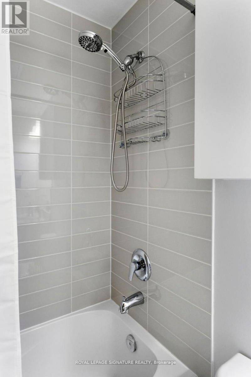 Toronto (niagara), ON M6K3P8,51 East Liberty ST #1703