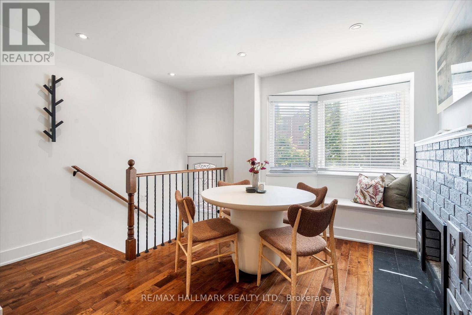 Toronto (regent Park), ON M5A4H6,18 SYDENHAM STREET