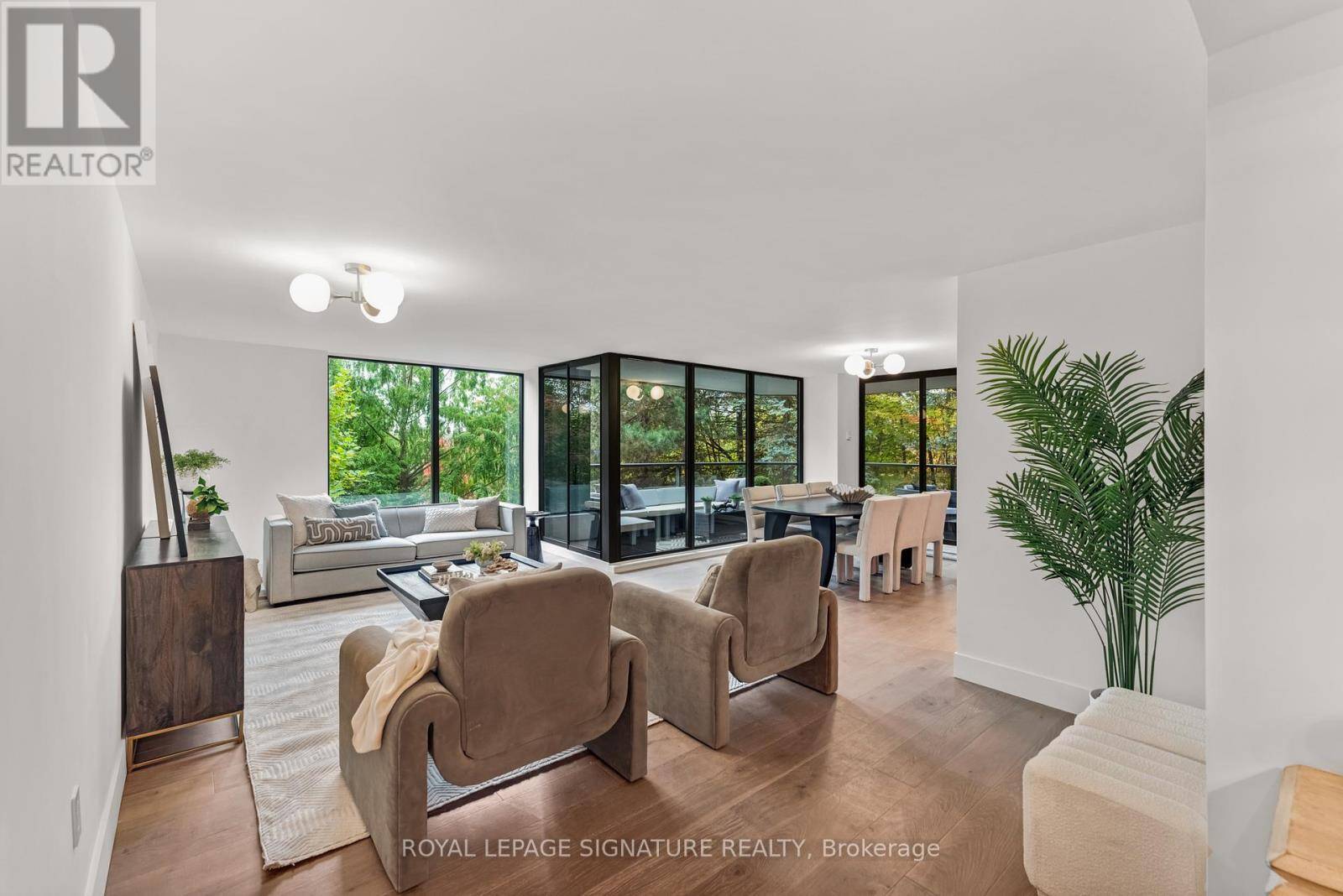 Toronto (bedford Park-nortown), ON M4N3N6,3900 Yonge ST #405